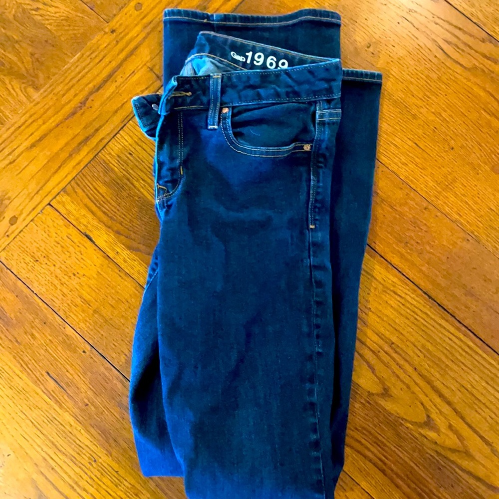 Size 27 Gap flare jeans